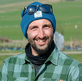 Mathieu, pilote FSVL et assistant au décollage chez Thalia Parapente